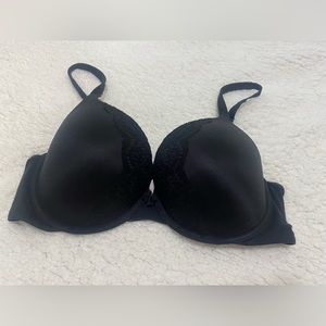 Victoria’s Secret perfect shape bra, 36D black